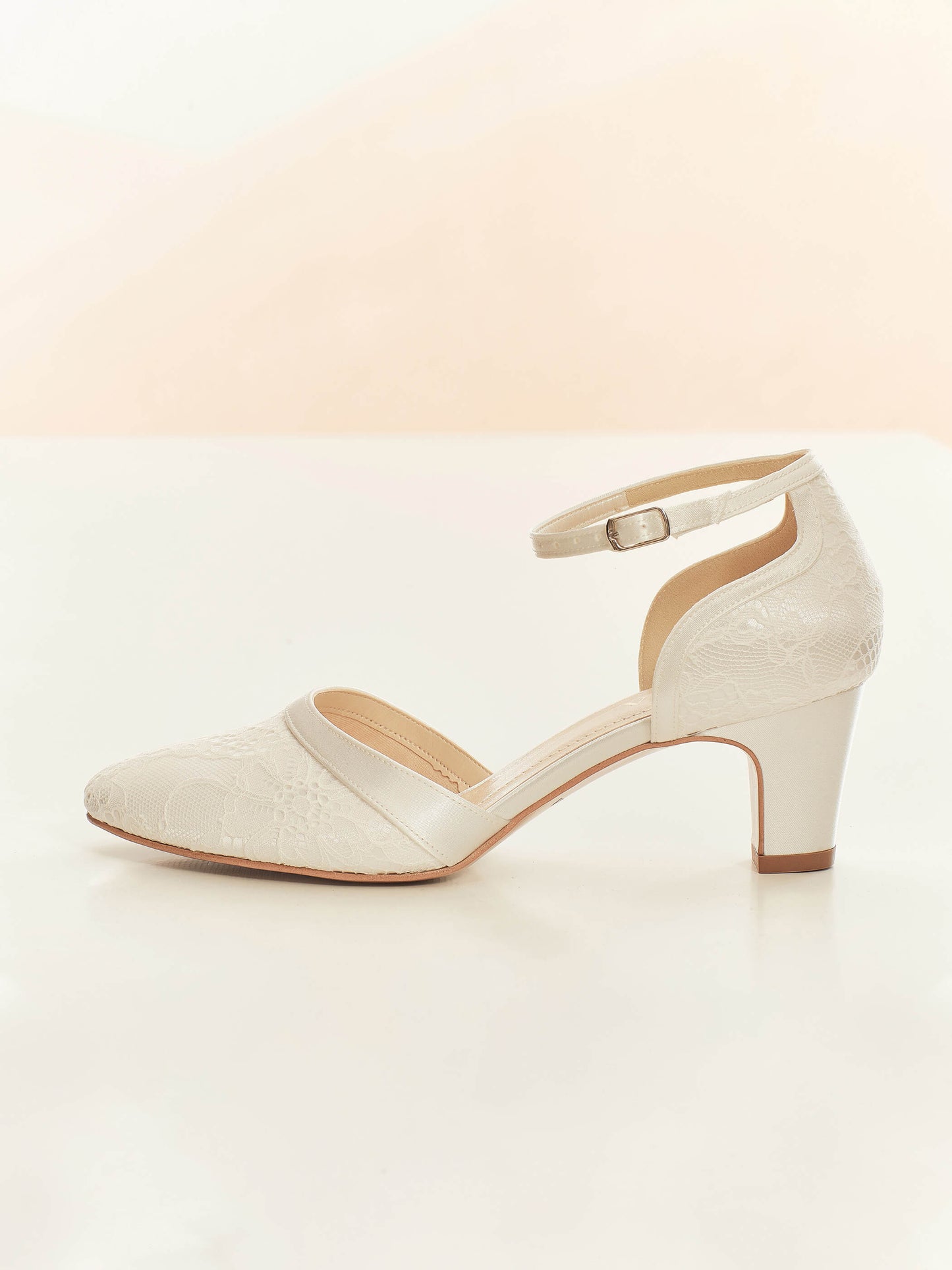 Bridal Shoes Low Heel and Lace Kate