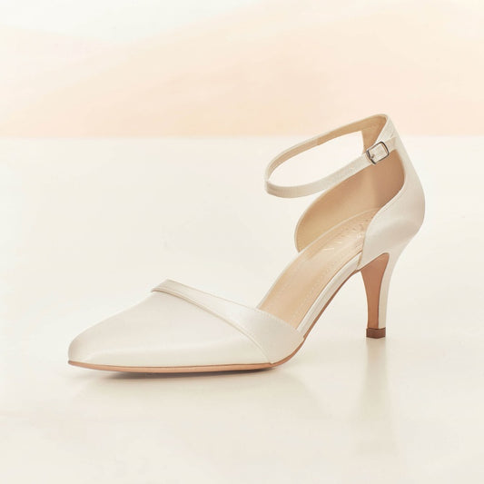 Chaussures de mariée à talons bas Minnie