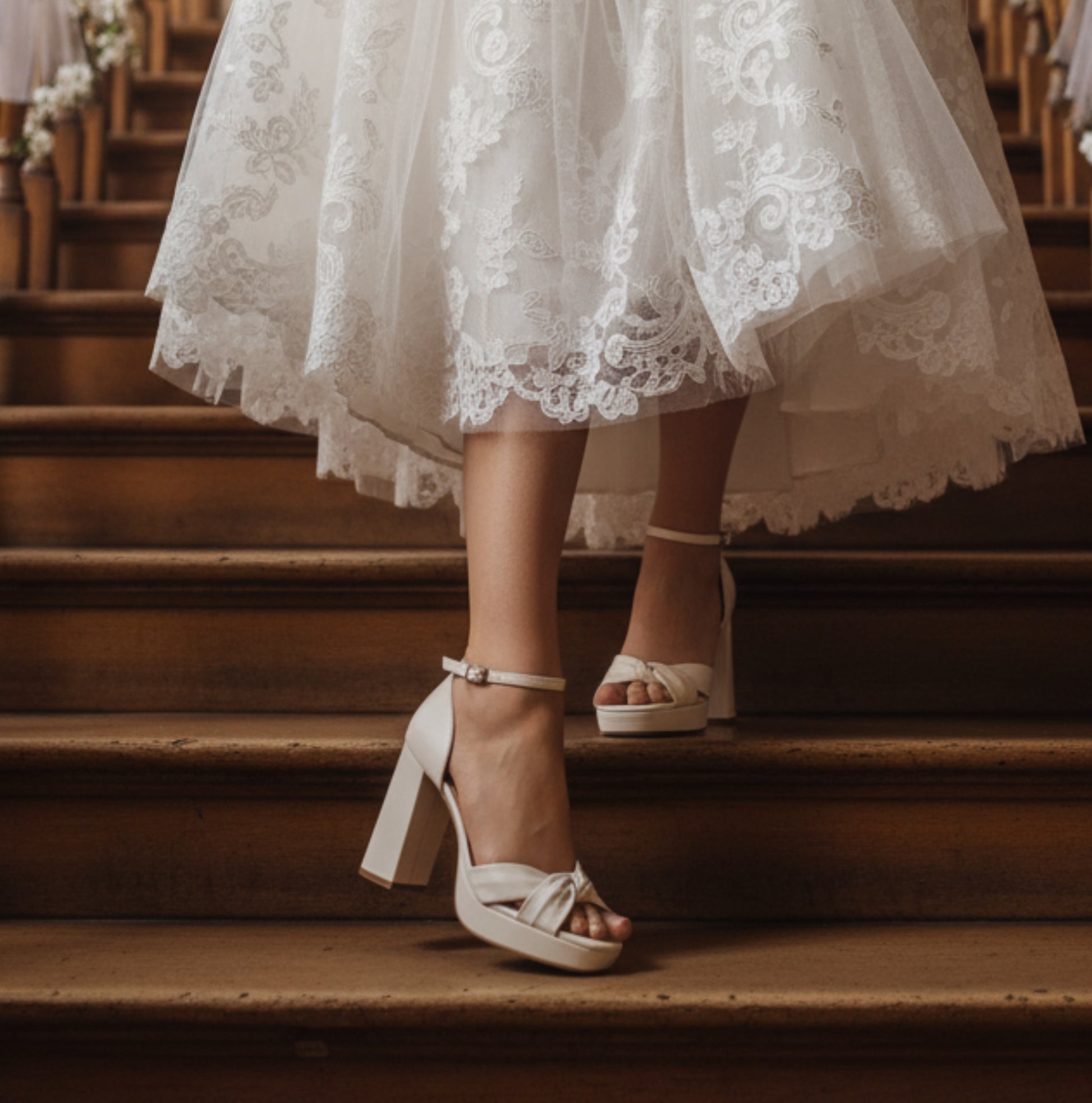 Ivory leather wedding shoes with 10 cm block heel, 2.7 cm platform, square peep toe, criss-cross pleated straps, and ankle strap