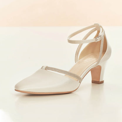 Bridal Shoes Low Heel Luar