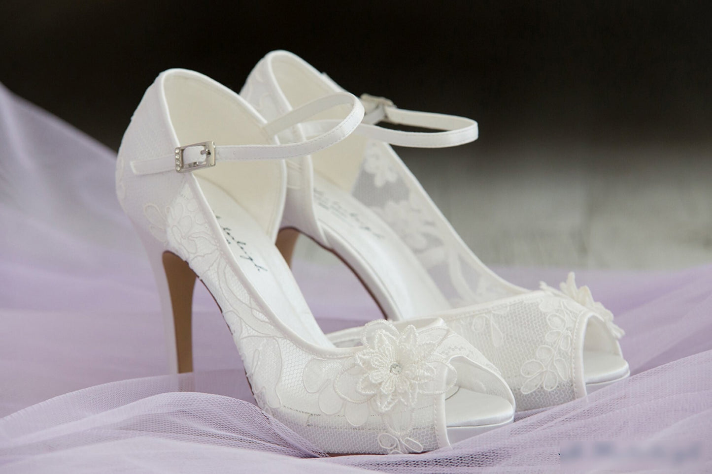 Wedding shoes high heels, lace wedding shoes, lace and high heel wedding shoes, bridal shoes