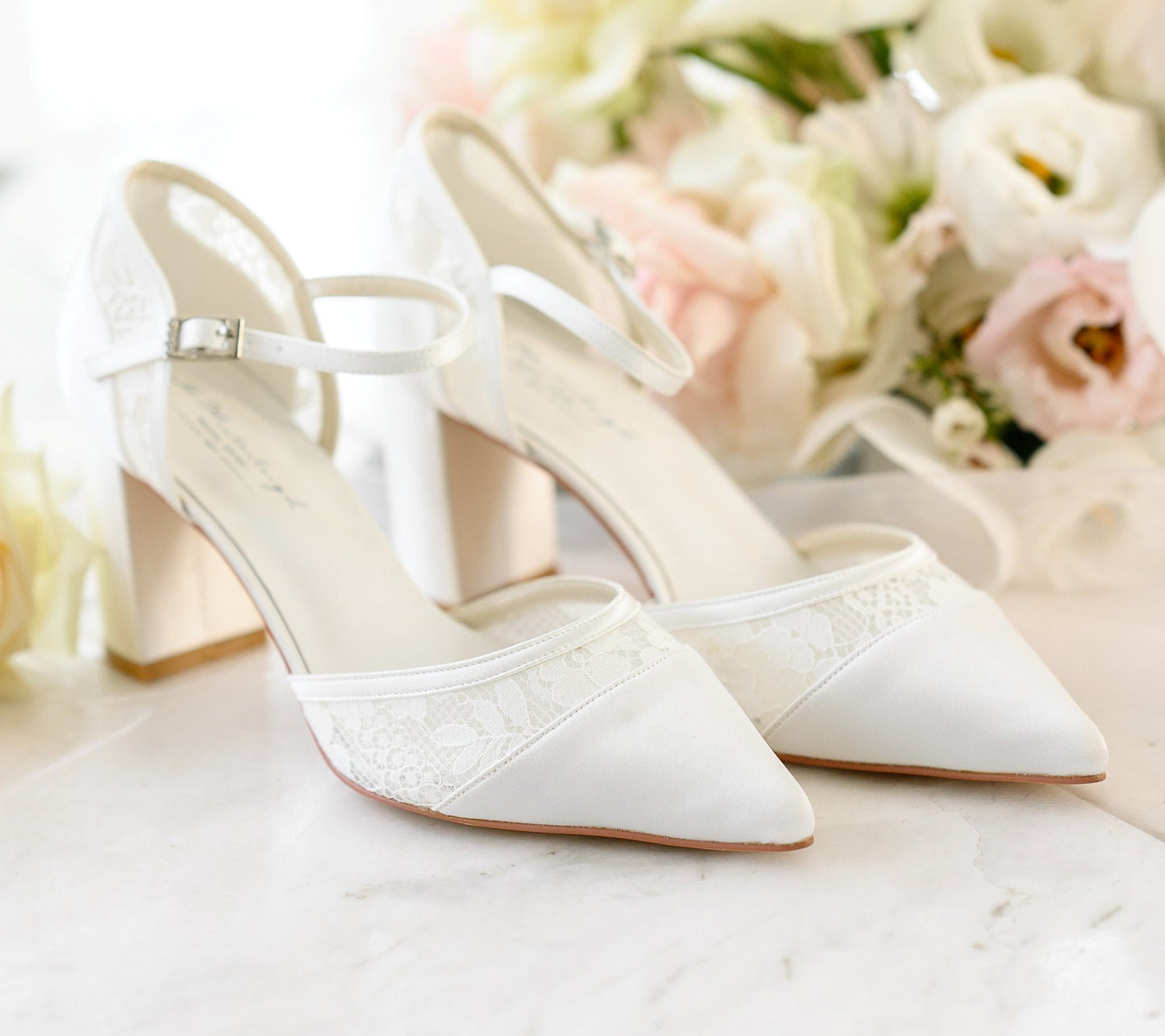 Bridal shoes with lace, Off white Bridal sandals, bridal shoes block heel closed toe, Bridal sandals block heel, Bridal shoes low heel