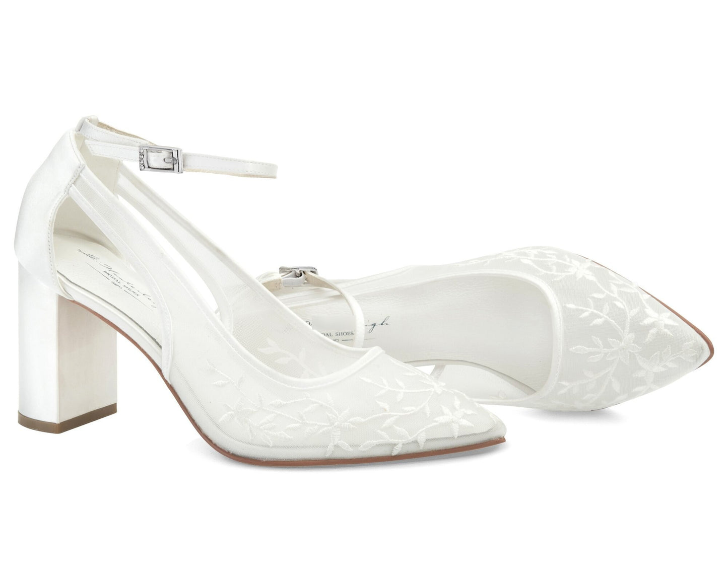 Bridal shoes with lace, Off white Bridal sandals, bridal shoes block heel close toe, Bridal shoes low heel, Wedding shoes