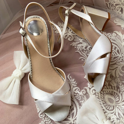 Bridal Sandals, Wedding shoes, Bridal shoes with bow, Bridal shoes with heels, comfortable bridal shoes,